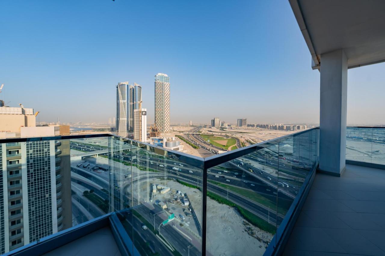 Kasco Homes Waves Tower Business Bay دبي المظهر الخارجي الصورة