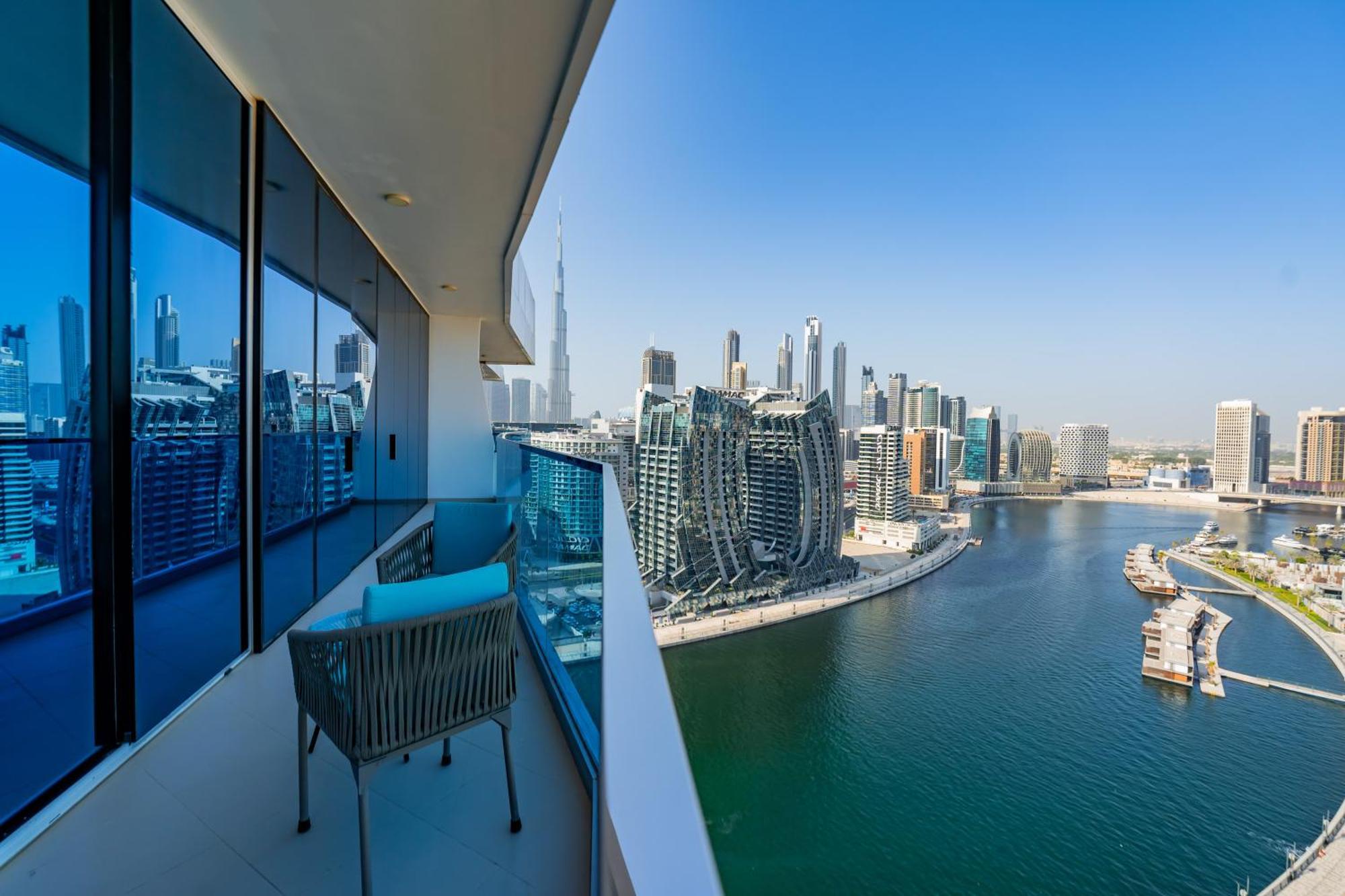 Kasco Homes Waves Tower Business Bay دبي المظهر الخارجي الصورة